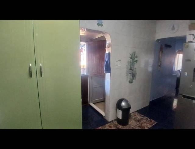 4 BEDROOM HOUSE FOR SALE IN CROSSMOOR